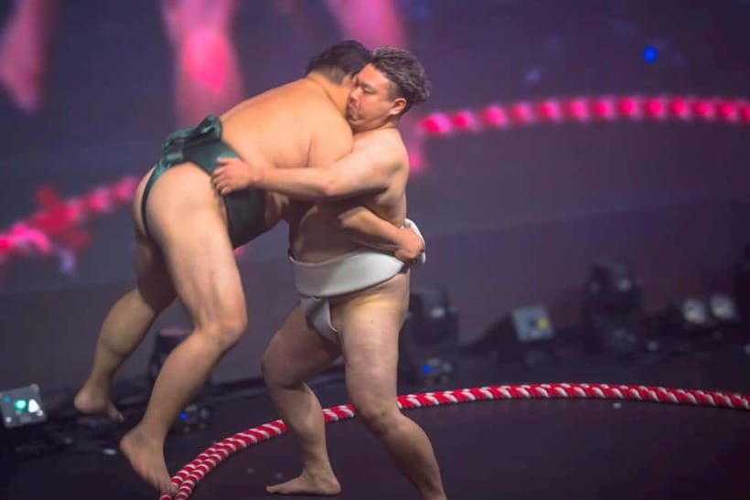 Osaka:SUMO BEATS SHOWCASE: Taiko Drum and Wagyu burger! - What $67 gets you in Osaka
