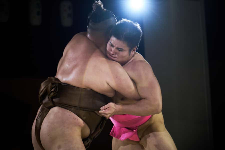 Osaka: Sumo Show & Experience w/ Optional Kimono & Hot Pot - Key points at a glance