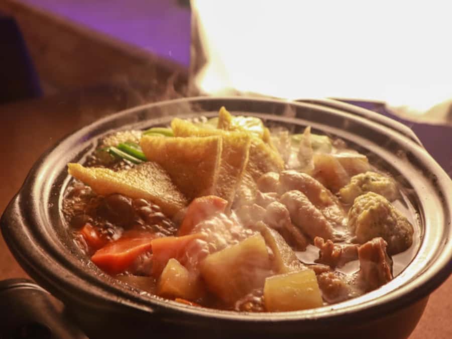 Osaka: Sumo Show & Experience w/ Optional Kimono & Hot Pot - Trying on a Japanese haori