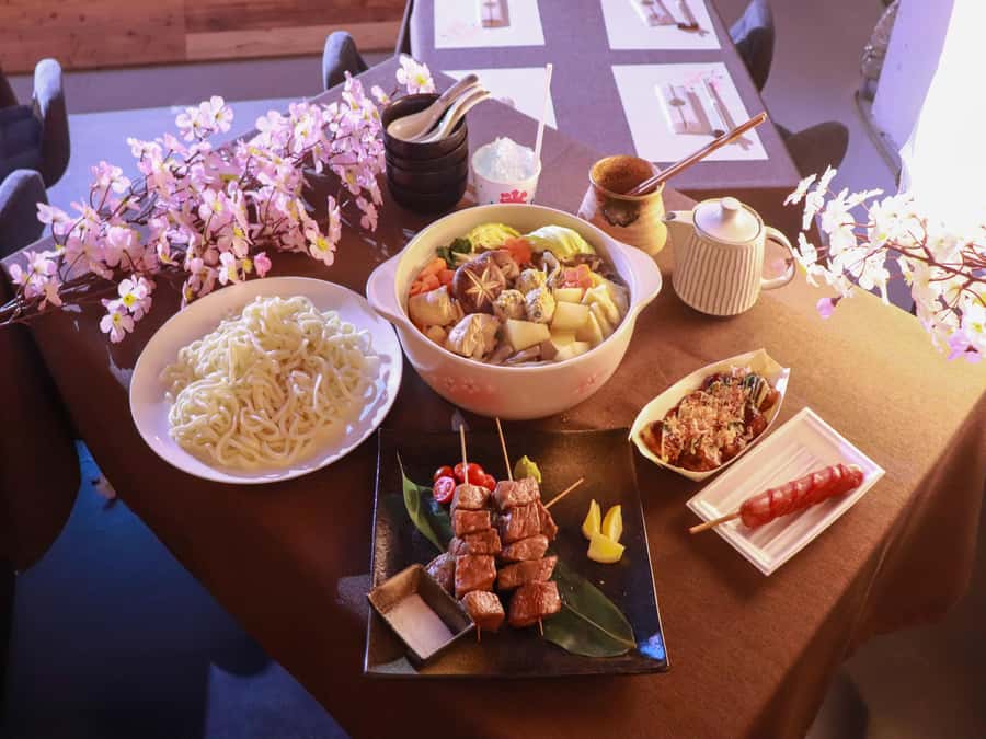 Osaka: Sumo Show & Experience w/ Optional Kimono & Hot Pot - The 35-minute show: rules, techniques, and real performers
