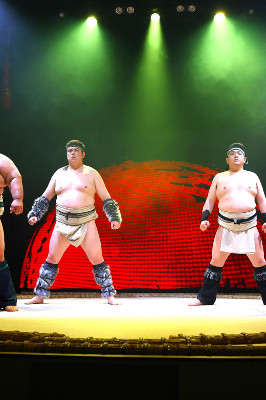 Osaka: Sumo Stage Show with Bento or Snack + Fight & Photo - The rakugo introduction before the action