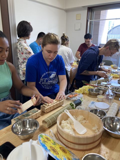 Osaka: Sushi Class in Dotonbori - Who should take this class