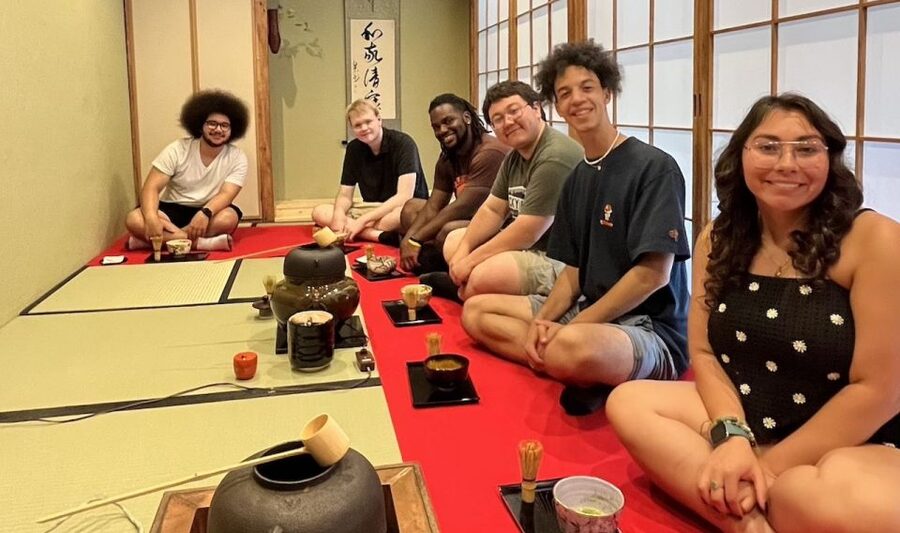 Osaka: Tea Ceremony Experience - A quiet tea lesson beside Dotonbori