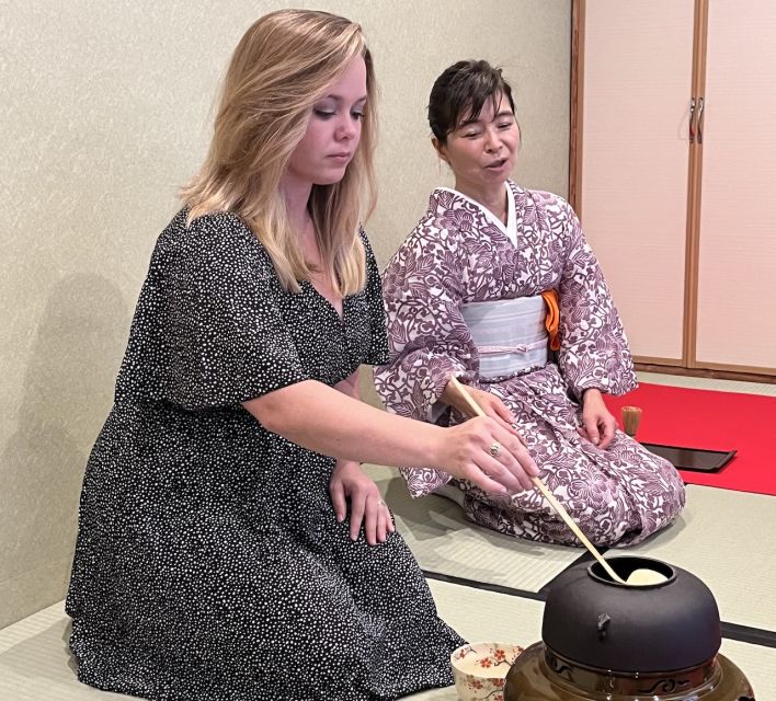 Osaka: Tea Ceremony Experience - Making matcha with traditional tools