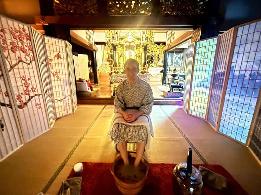 Osaka Temple Cool Foot Bath & Matcha Experience〈45min〉 - Who Will Enjoy This Experience Most?