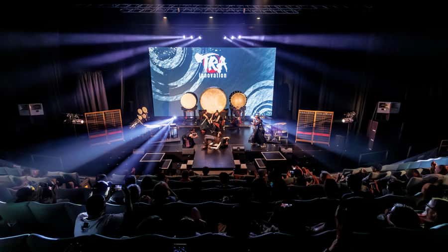 Osaka: UTAGE Japanese Taiko Live Show - How the traditional instruments fit together