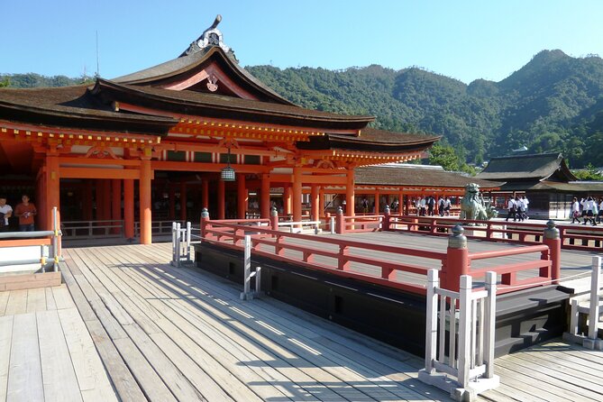 Peaceful Hiroshima & Miyajima UNESCO 1 Day Bus Tour - Spending an Hour at the Peace Memorial Museum