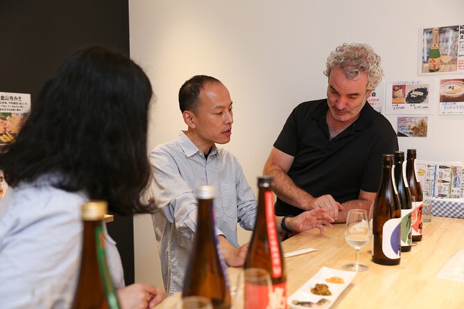 Private Sake Tasting in Central Kyoto with Sake Sommelier - What happens at the standing sake bar