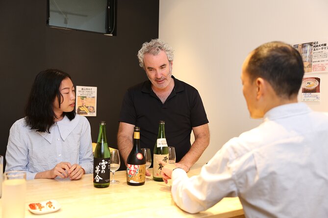 Private Sake Tasting in Central Kyoto with Sake Sommelier - Learning how sake is made