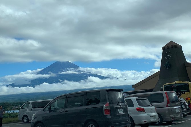 Private Tour to Mt. Fuji and Hakone (Fully Licenced Operator) - A private road day from Tokyo