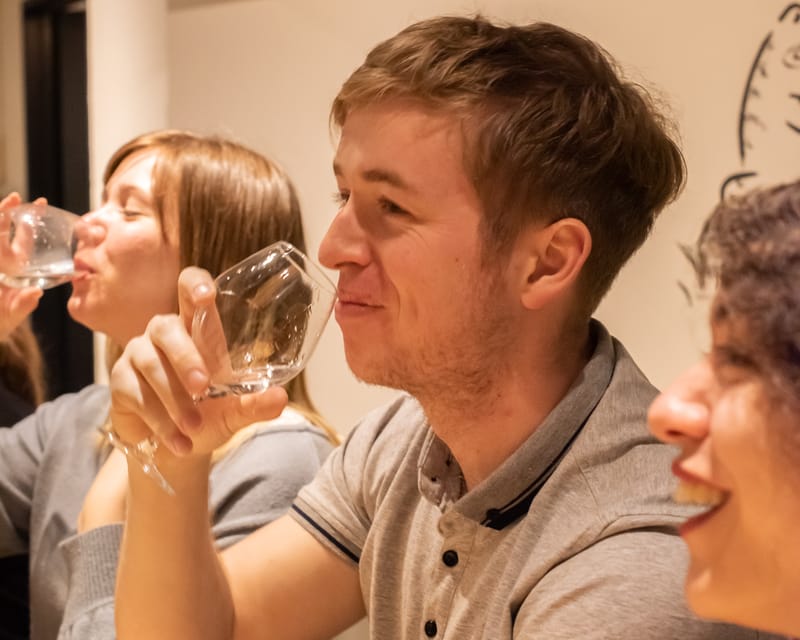 Sake & Food Pairing with Sake Professional - Five sakes that change the way you taste Japan