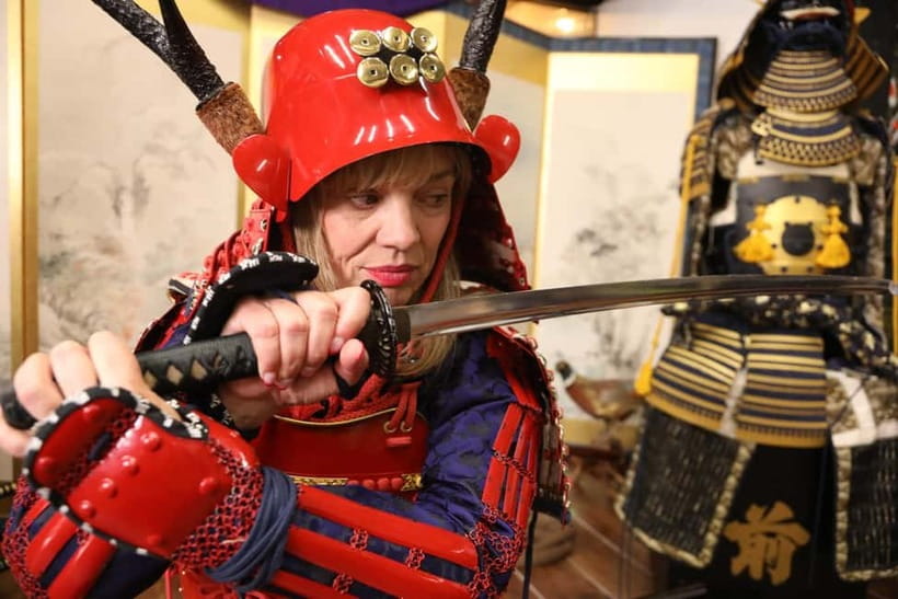 Samurai Armor & Sword experience with phot near Osaka Castle - Key points to know before booking