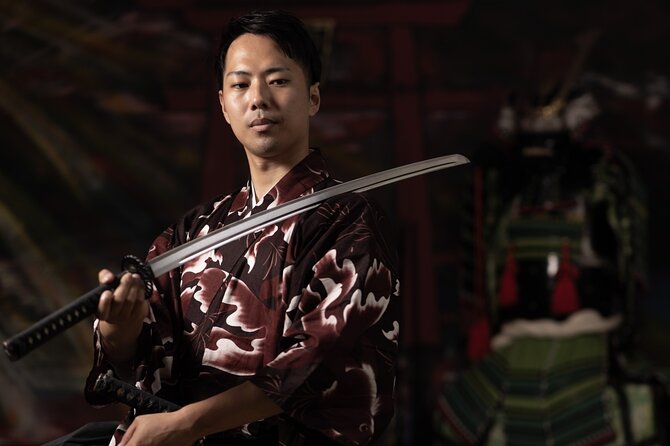 Samurai Training with Modern day Musashi in Kyoto - Seeing Yushin Sensei perform with two swords