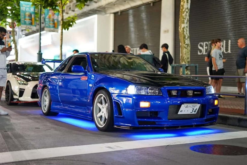 Shibuya City: Daikoku PA GT-R R35, R34, R33 or R32 Tour - Wangan roads, tunnels, and the Tokyo skyline