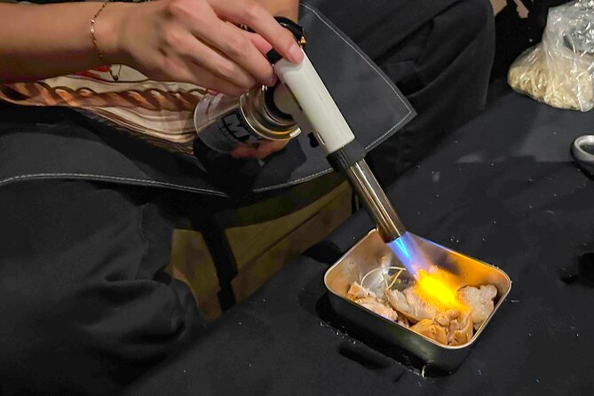Shibuya: Ramen Dojo Tokyo | Make All 3 (Tonkotsu/Shoyu/Miso) - Boiling the noodles and adjusting the soup