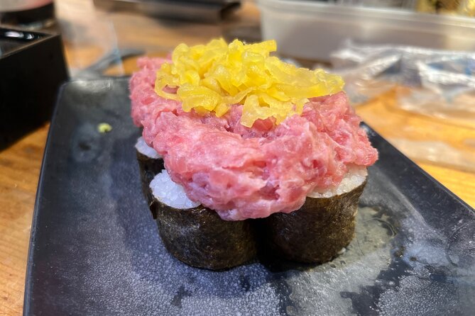 Shinjuku: Food Tour – 15 Dishes at 4 Eateries - The guides shape the evening