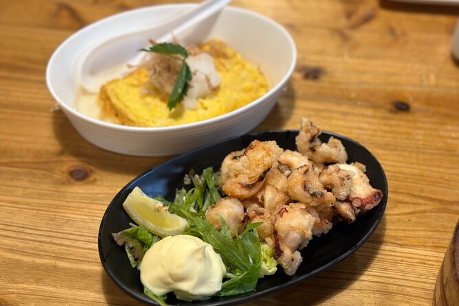 Shinjuku: Food Tour – 15 Dishes at 4 Eateries - Small groups, walking, and timing
