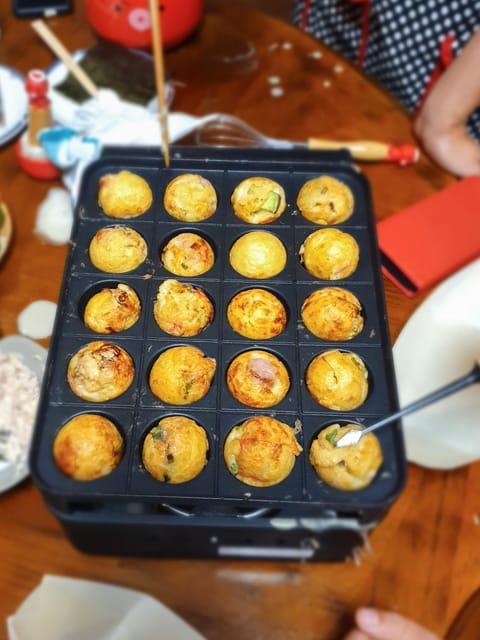 Shinjuku Tokyo: Authentic Japanese Home-Style Culinary Class - Getting to the studio near Shinjuku