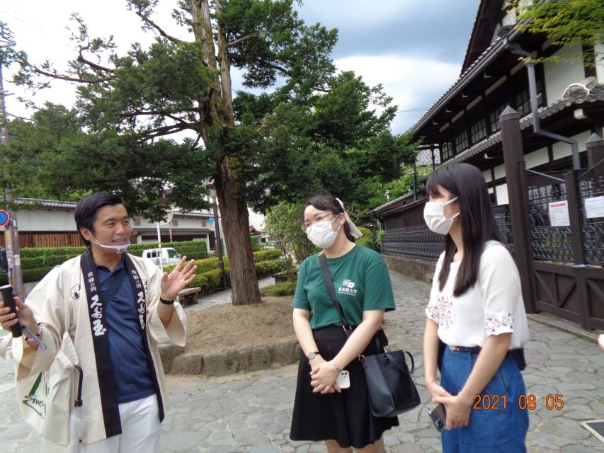 Takayama: Edo-Period Old Town Walking Tour - Why Takayama’s old streets need an explanation