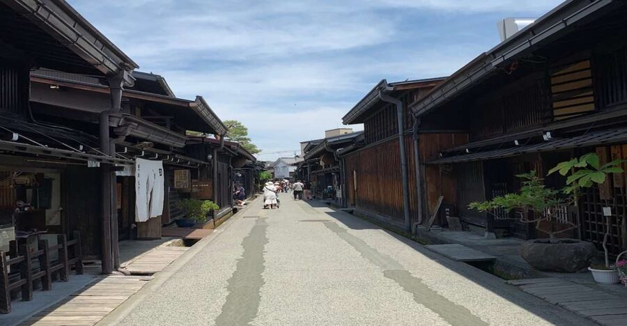 Takayama: Edo-Period Old Town Walking Tour - Beginning at the Tours & Activities sign