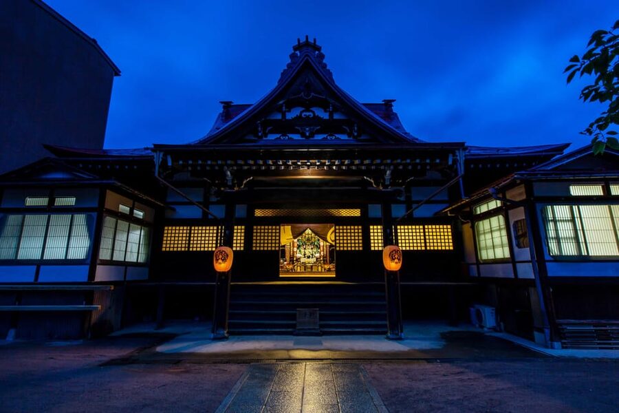 Takayama: Onigiri and miso soup making at a buddhist temple - Who should book this temple cooking class?