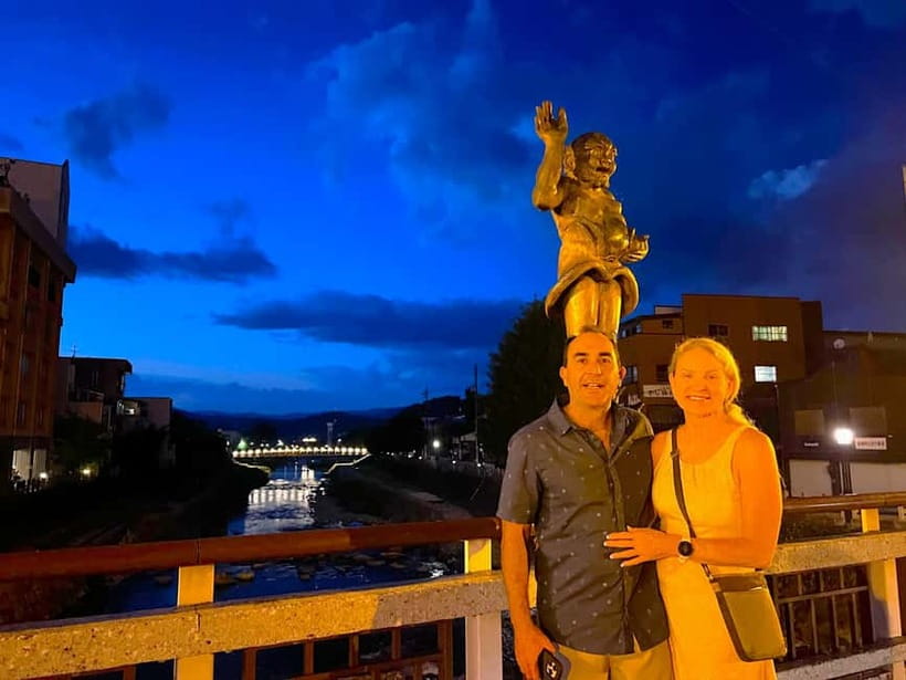Takayama: Private Night Walking Tour with Dinner - Why Takayama after dark feels different