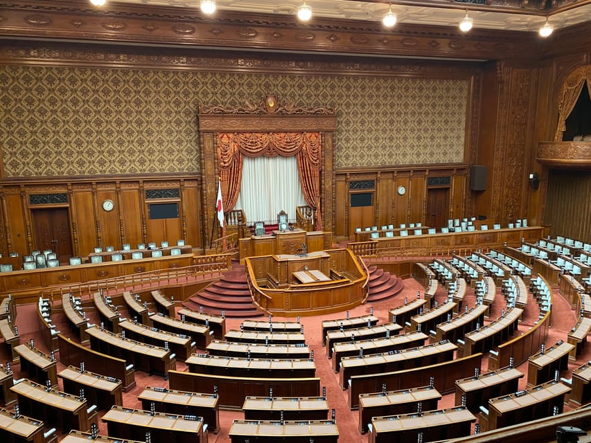 Tameike: Exploring the Heart of Japanese Politics Tour - From government offices to Hie Shrine