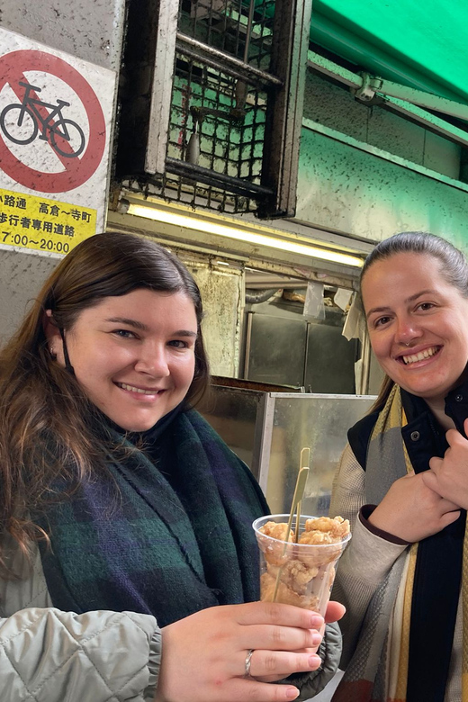 Taste of Nishiki Market Walking Food Tour with Local guide - Guides, questions, and the small-group advantage