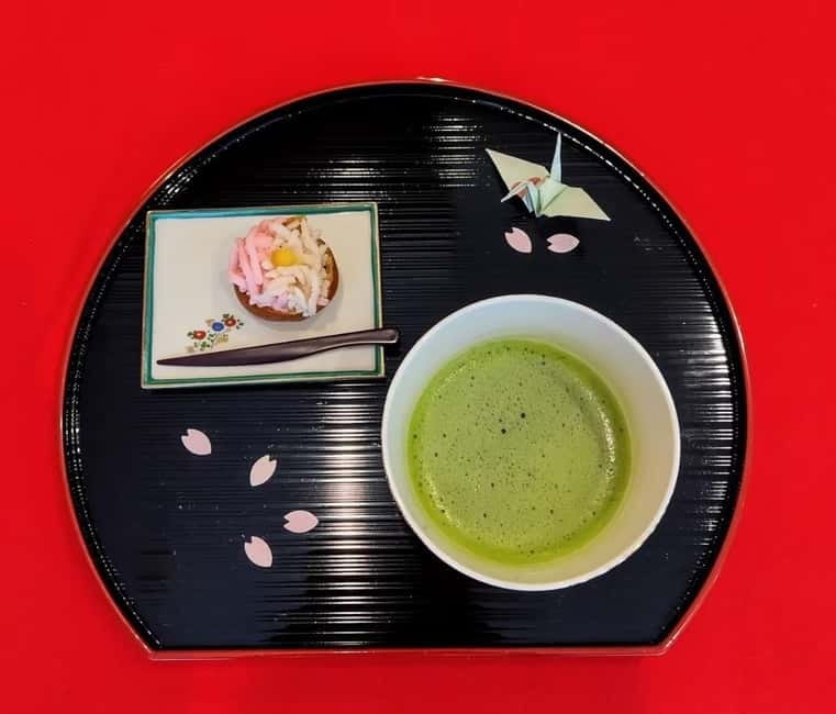 Tea ceremony experience in Japanese-style room 60min - Key Points at a Glance