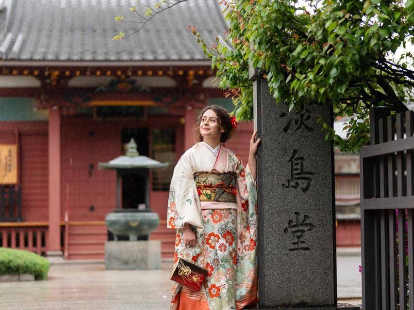 Tokyo Asakusa: Miu Kimono Rental and Optional Photoshoot - Best for couples, families, and special portraits