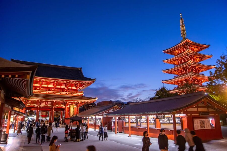 Tokyo: Asakusa Walking Tour with Sensoji Temple Visit - Hoppy Street and the local food angle