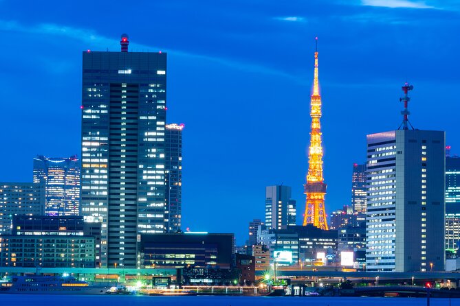 Tokyo Bay Yakatabune Dinner/Day Cruise with Japan Show and Drinks - Odaiba’s Statue of Liberty and the 30-minute pause
