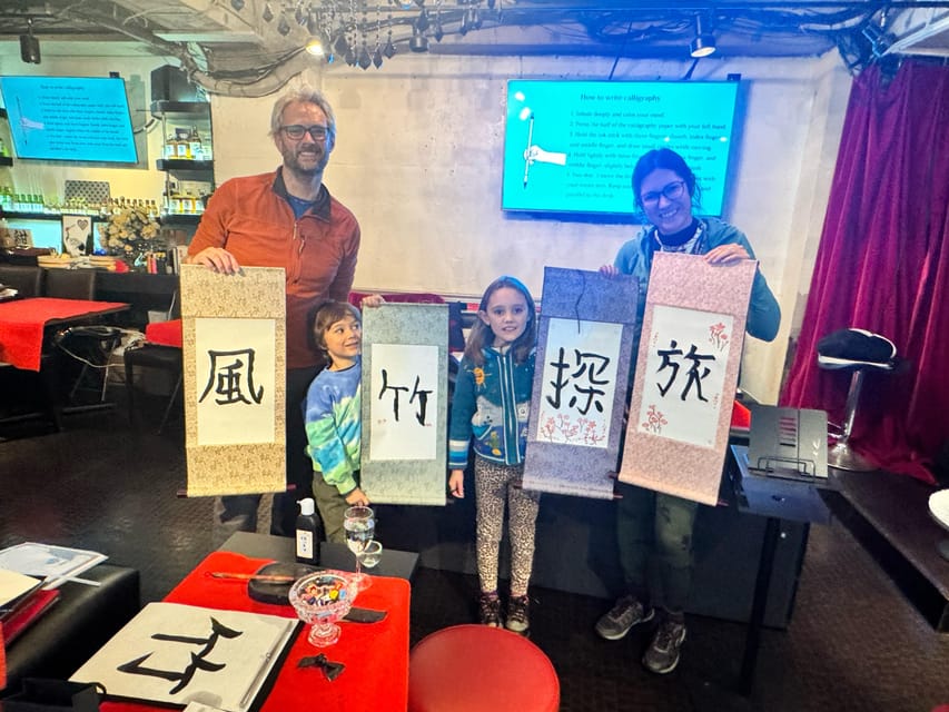 Tokyo: Calligraphy on Kanji Fan & Scroll with Drink - Making the Uchiwa Fan and Kakejiku Scroll