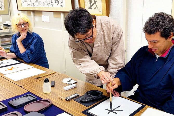 Tokyo: Calligraphy Workshop & Original T-Shirt Creation - Learning the Brush Before Writing Your Name