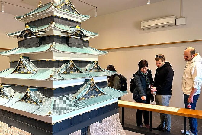 Tokyo Castle & Imperial PalaceーShogun Walking Tour - Key points about the Tokyo Castle walk