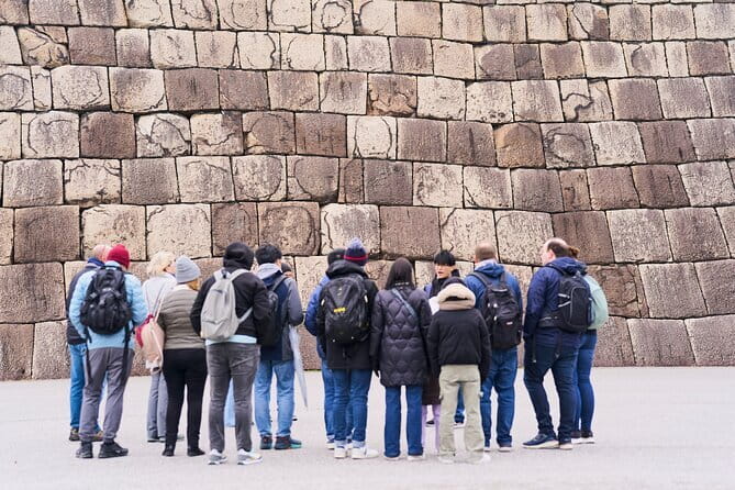 Tokyo Castle & Imperial PalaceーShogun Walking Tour - Three guardhouses, three levels of samurai duty