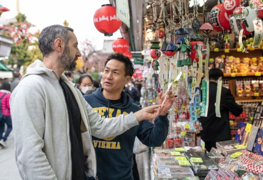 Tokyo: Custom Hidden Gems & Highlights Tour with Local Guide - Who Should Book This Experience