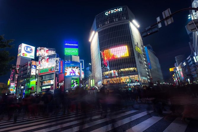 Tokyo Cyberpunk Street Photo Tour - The train to Shibuya