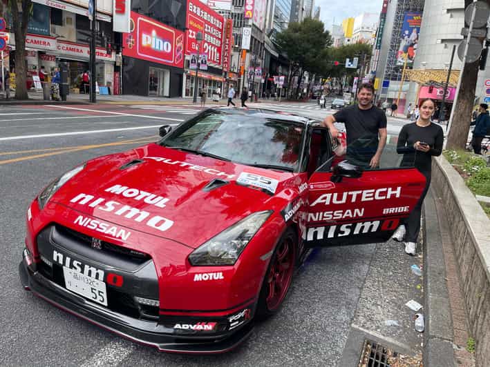 Tokyo: Daikoku Self-Drive R35 GT-R Custom Car Experience - Choosing between the NISMO and Liberty Walk GT-Rs