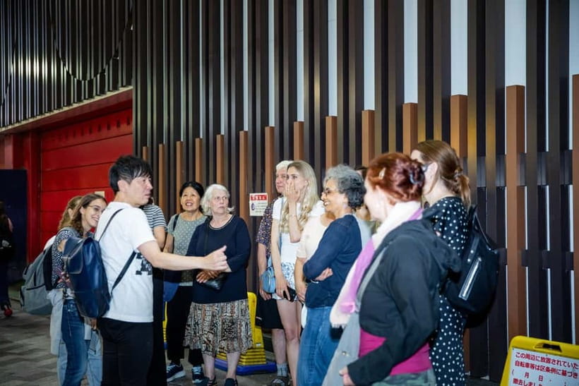 Tokyo: Dark Side of Tokyo Shinjuku Red Light Walking Tour - What the guides add to the experience