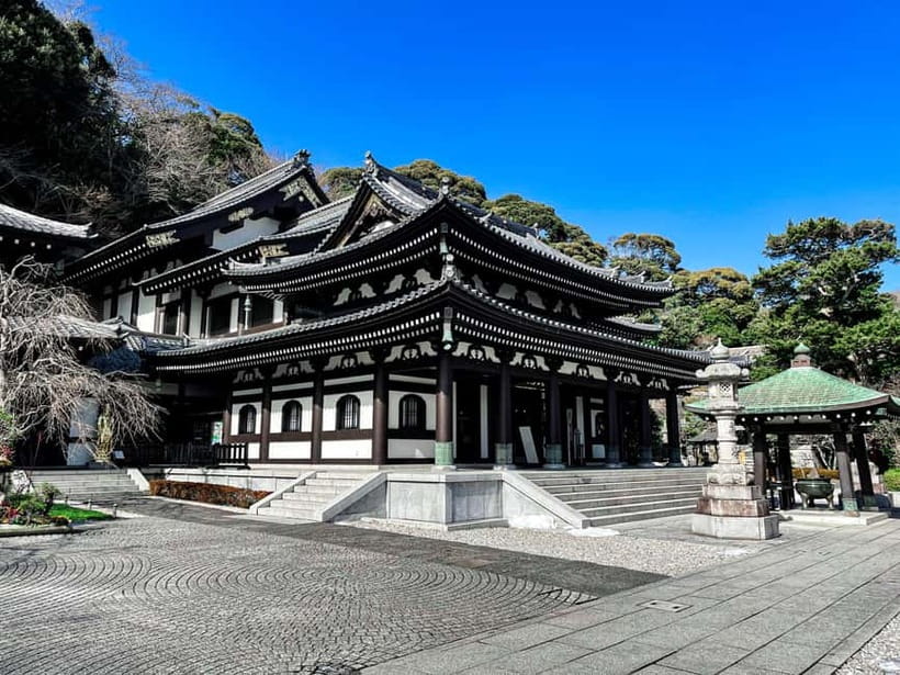 Tokyo: Day Trip to Kamakura in Spanish - Spanish - Meeting at Tokyo Station and riding south
