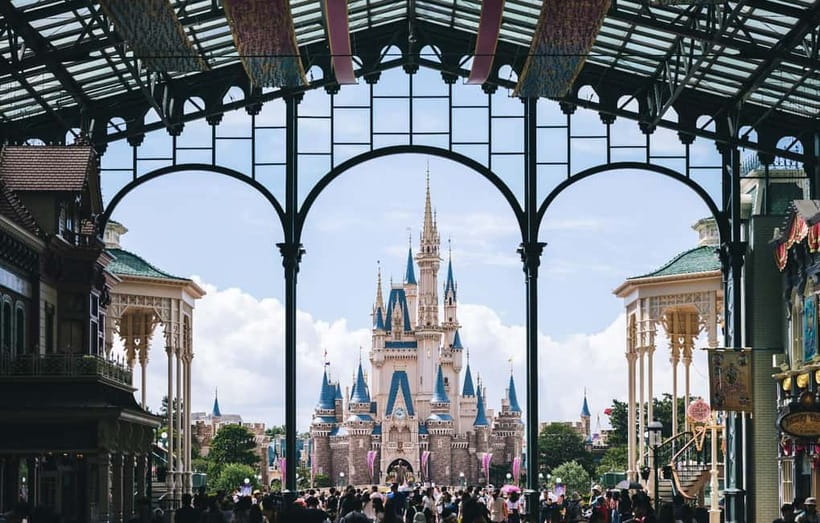 Tokyo Disneyland: 1-Day Entry Ticket and Private Transfer - Leaving your Tokyo accommodation by private car