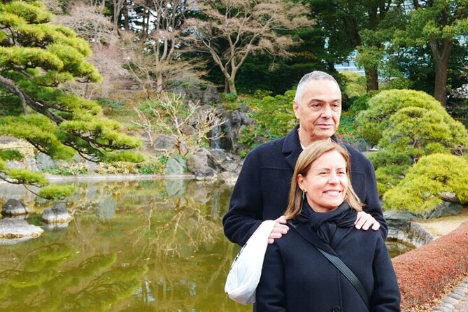 Tokyo: Edo Castle & East Garden of the Imperial Palace Tour - Why Edo Castle still matters in modern Tokyo