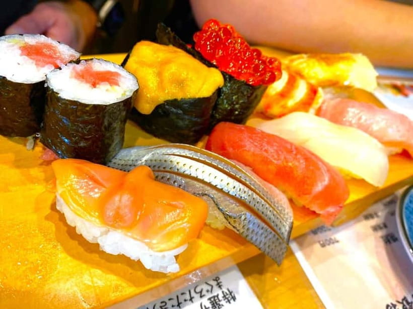 Tokyo: Full Course Tour: Explore 10 Must-Sees & Hidden Gems - Tsukiji Honganji and the Outer Market
