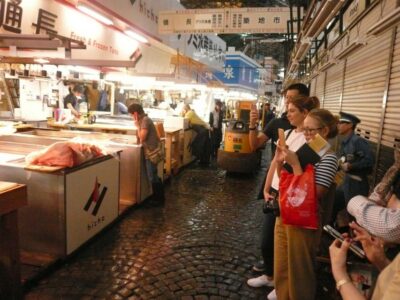 Guided Walking Tour of Tsukiji Market with Lunch