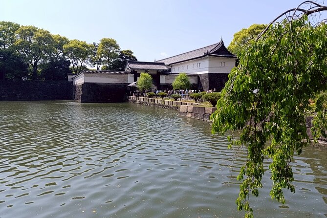 Tokyo: Imperial Palace and Shogun Historical Walking Tour - Is $22 a fair price?