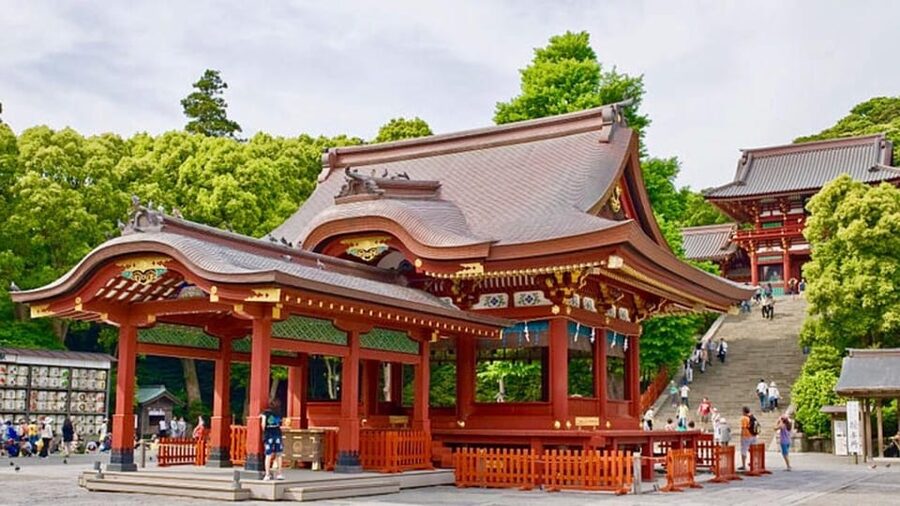 Tokyo: Kamakura & Enoshima Day Tour with Pickup & Train Ride - How good is the value at $13?