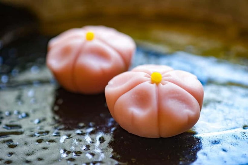 Tokyo: Matcha Making Experience with Mochi Sweets in Asakusa - Learning the tools before you whisk