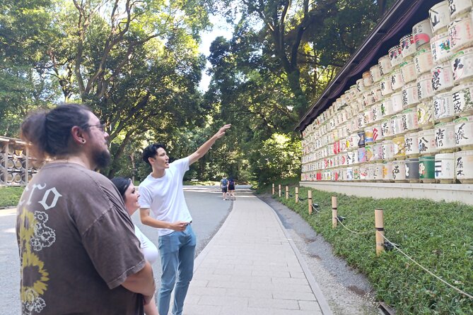 Tokyo: Meiji Shrine and Shinto Culture Walking Tour - Why Meiji Jingu works best with a guide