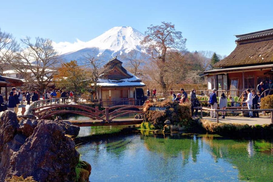 Tokyo: Mt. Fuji, Kamakura, Big Buddha, & Lake Ashi Day Trip - Starting in central Tokyo
